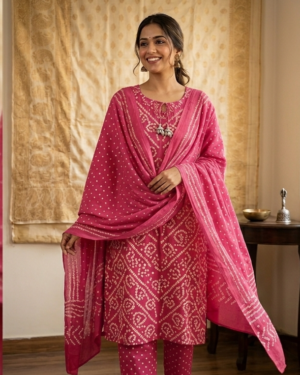 fuchsia pink bandhani print 3 piece suit set