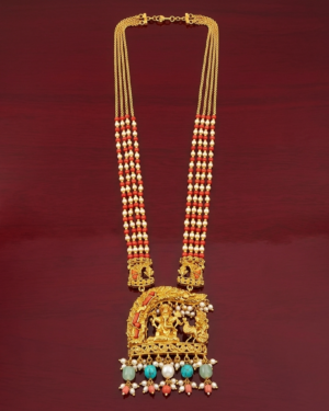 Premium Ganesh Pendant with Pagadam and Pearls, Beads Chain