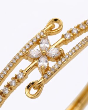 Exquisite gold plated cz bracelet with floral motif