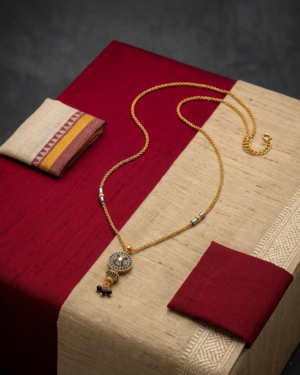 Elegant Gold-Toned NeckChain