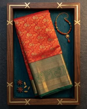 Breathtaking Red & Gold Heritage Dharmavaram Thane Pattu Saree with Contrast Green Border