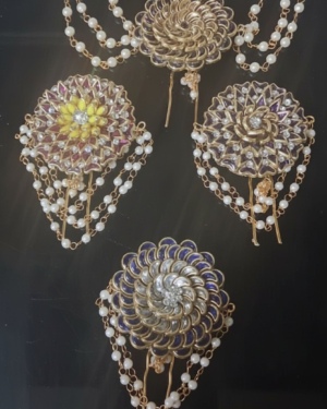 Kundan Hair U Pins, Pearl Hair Pins, Kundan and Pearl Hair Accessories, Bridal Hair Pins, Indian Hair Accessories, Traditional Hair Accessories, Kundan Hair Accessories, Pearl Hair Accessories, Wedding Hair Accessories, Bridal Hair Jewelry, Ethnic Hair Accessories, Elegant Hair Pins, Decorative Hair U Pins, Indian Bridal Accessories, Traditional Hair Jewelry